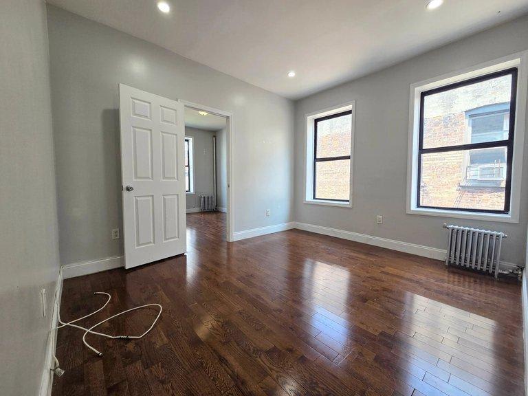 573 West 159th Street – photo 1