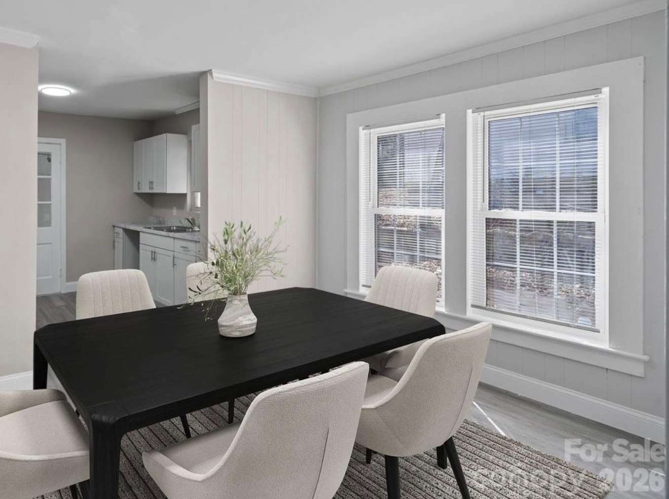 310 Pineview Street – photo 1