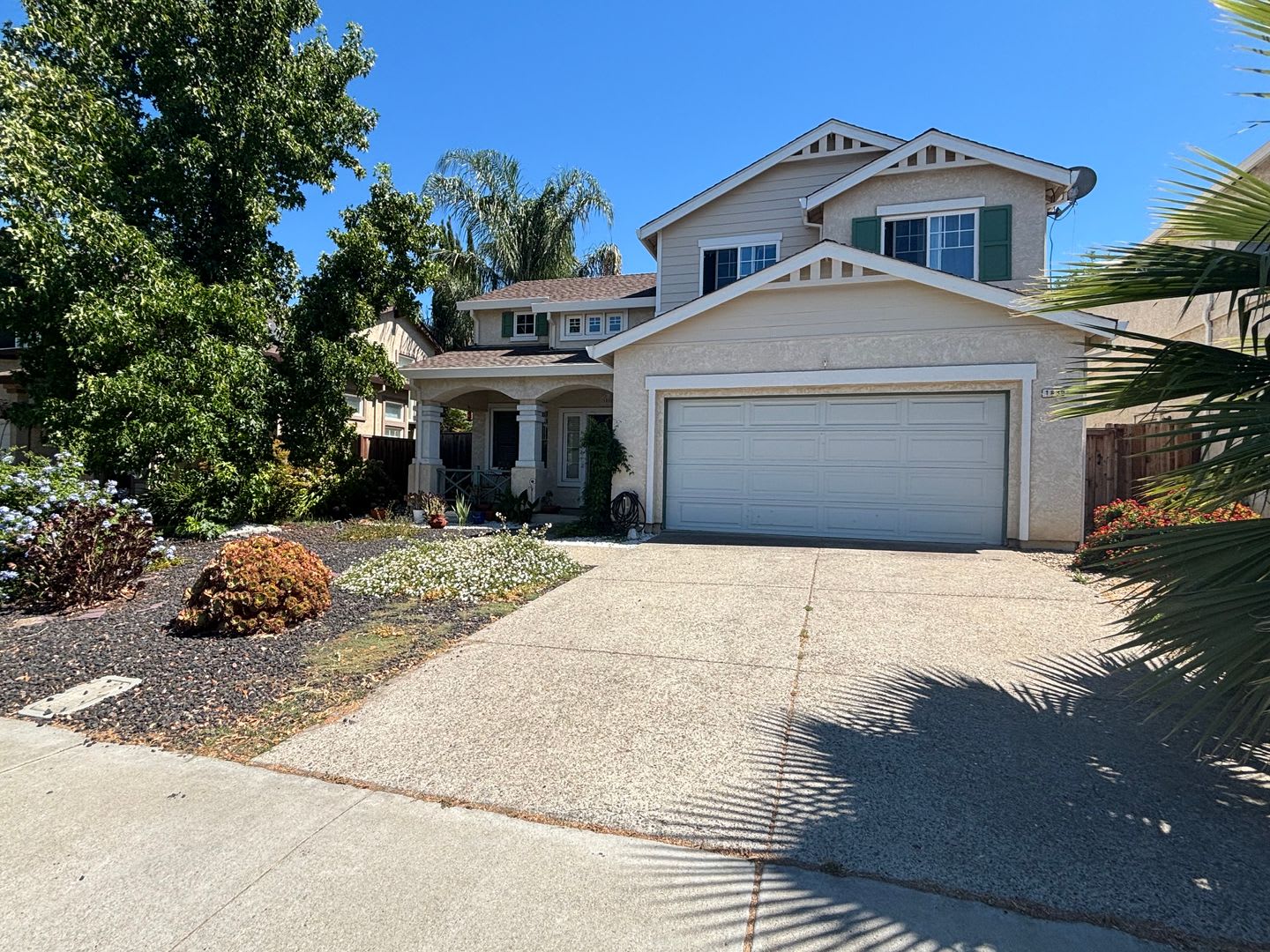 Charming 3 Bedroom 2 5 Bath Home – photo 1 of 55