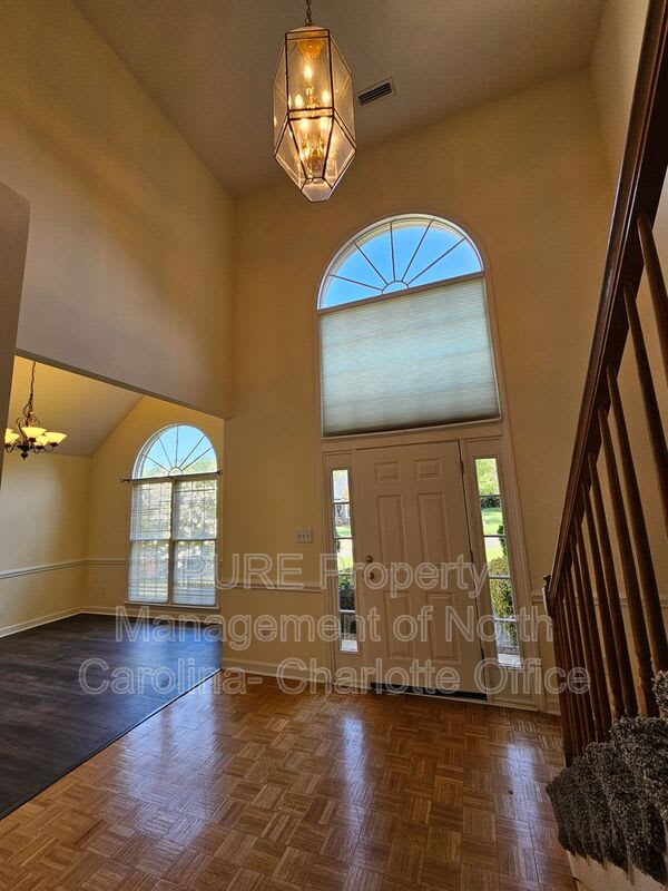 151 Woodfern Place – photo 1 of 294