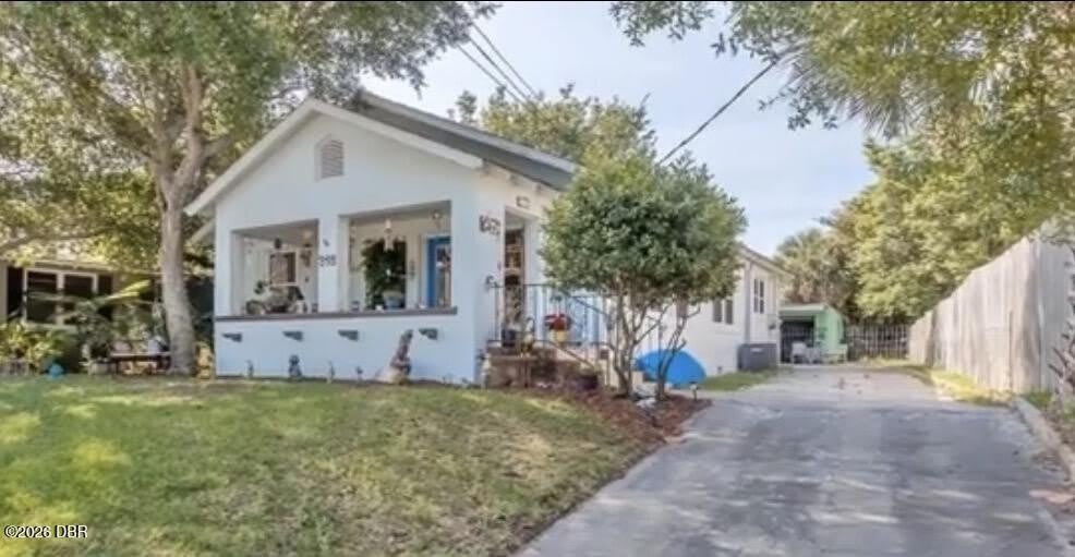 318 Braddock Avenue – photo 1