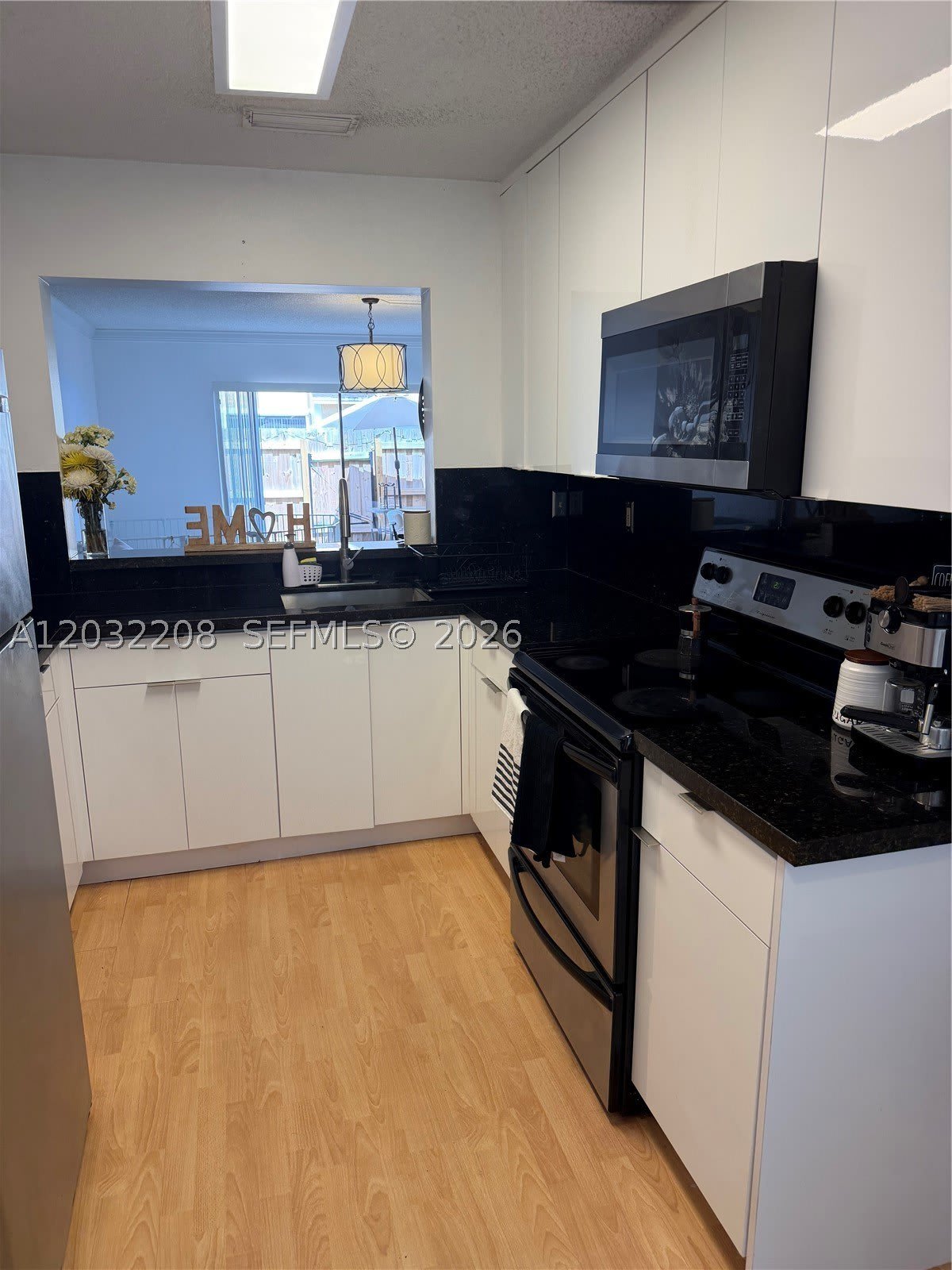 9495 Palm Cir N – photo 1