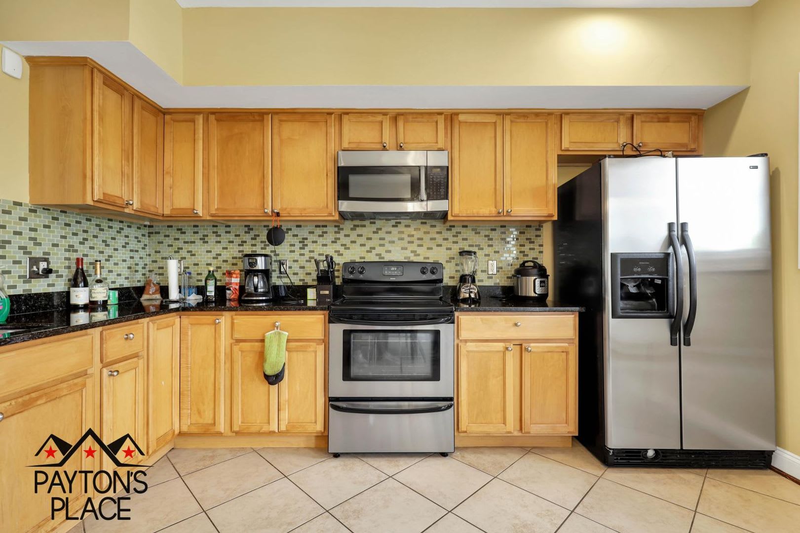 Townhome Style Condo with Parking – photo 1