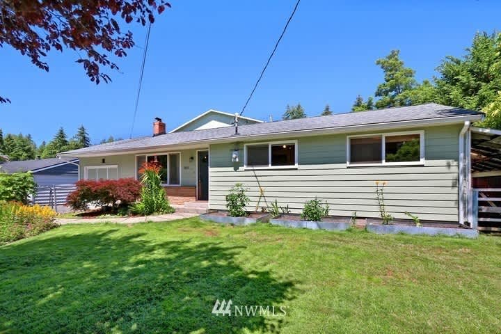 5319 204th Street Southwest – photo 1