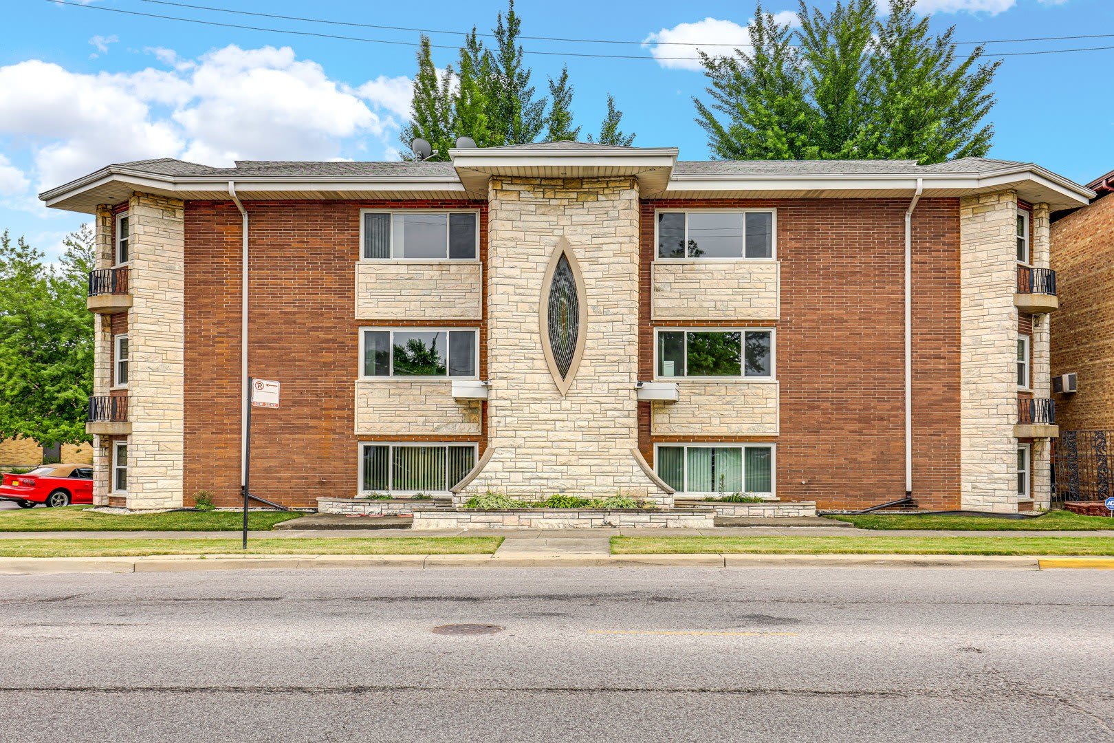 7101 W Foster Place – photo 1