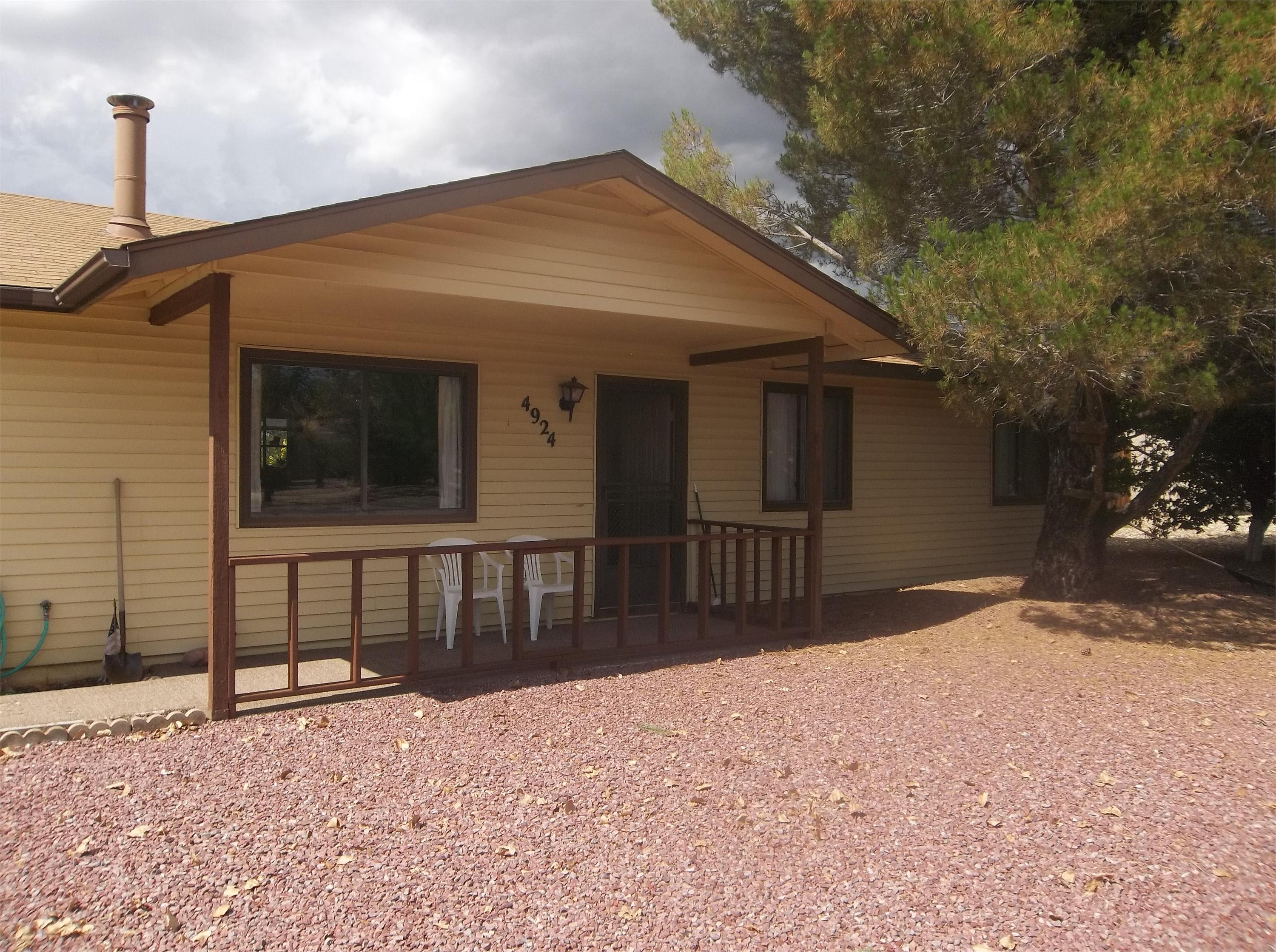 4924 N. Spring Dr – photo 1