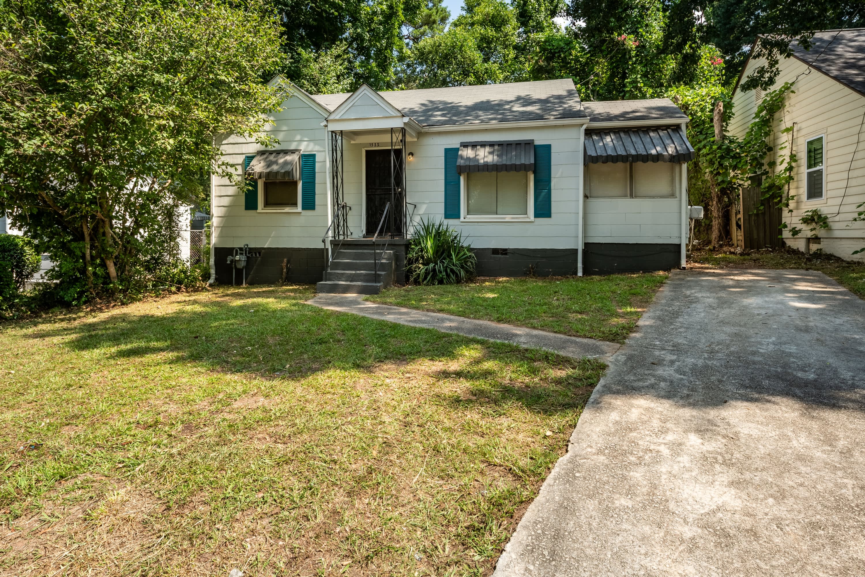 1555 Venetian Drive Southwest – photo 1