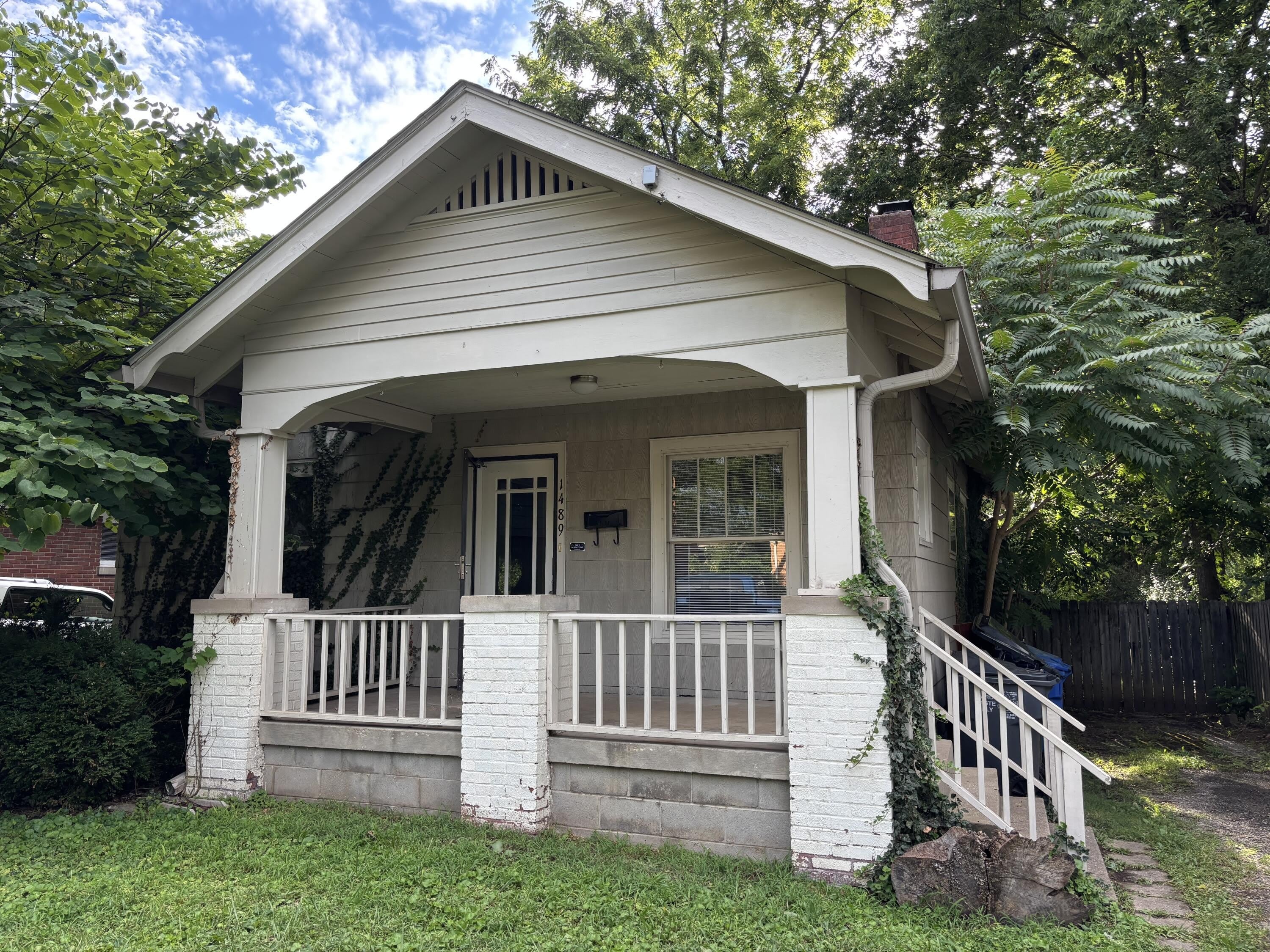 1489 Elizabeth Street – photo 1