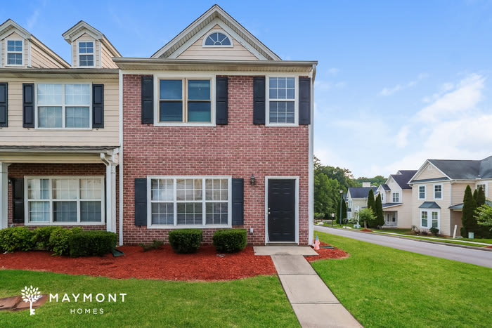 4203 Legacy Square – photo 1