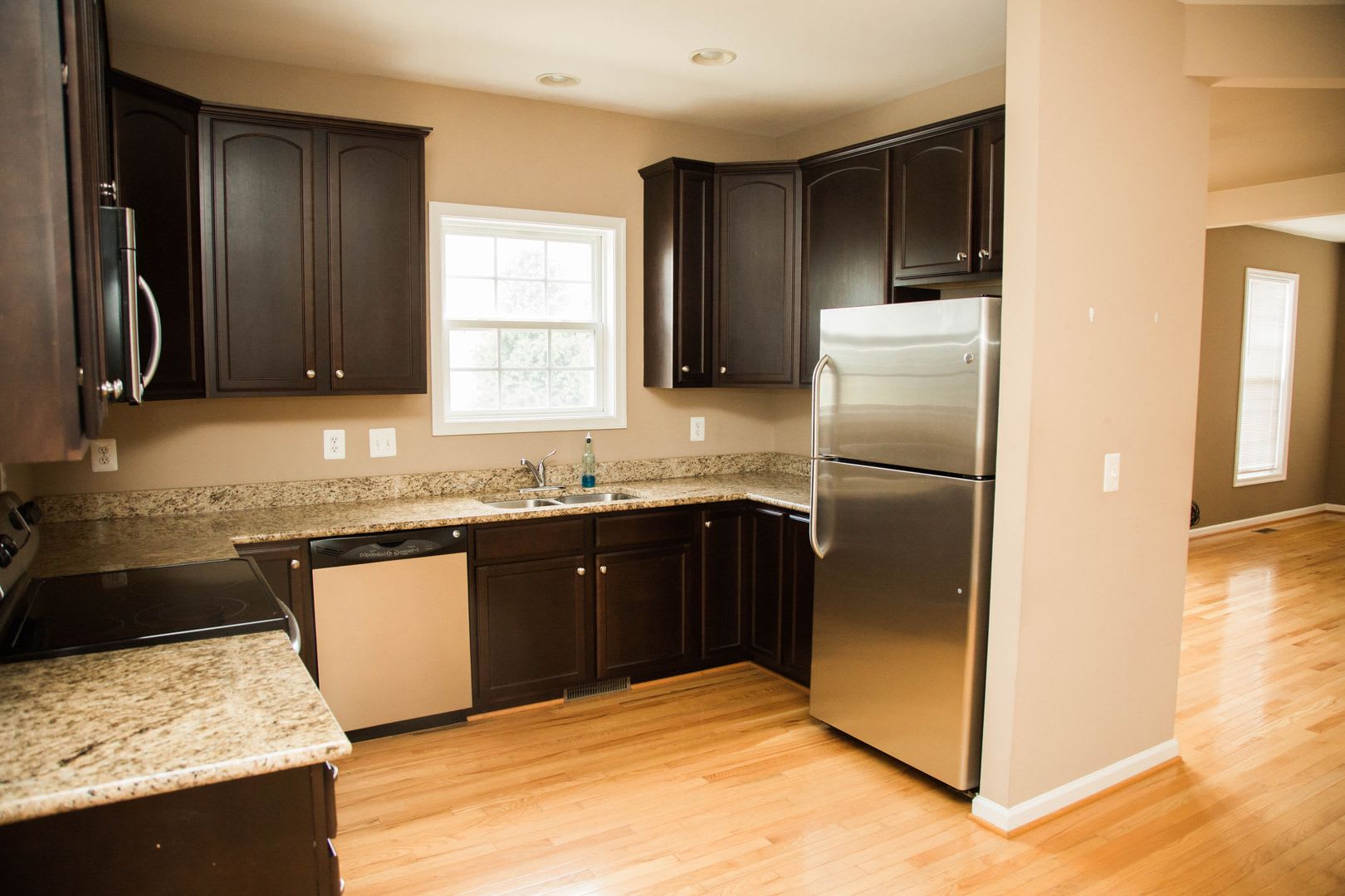 1400 Timberwood Blvd – photo 1 of 19