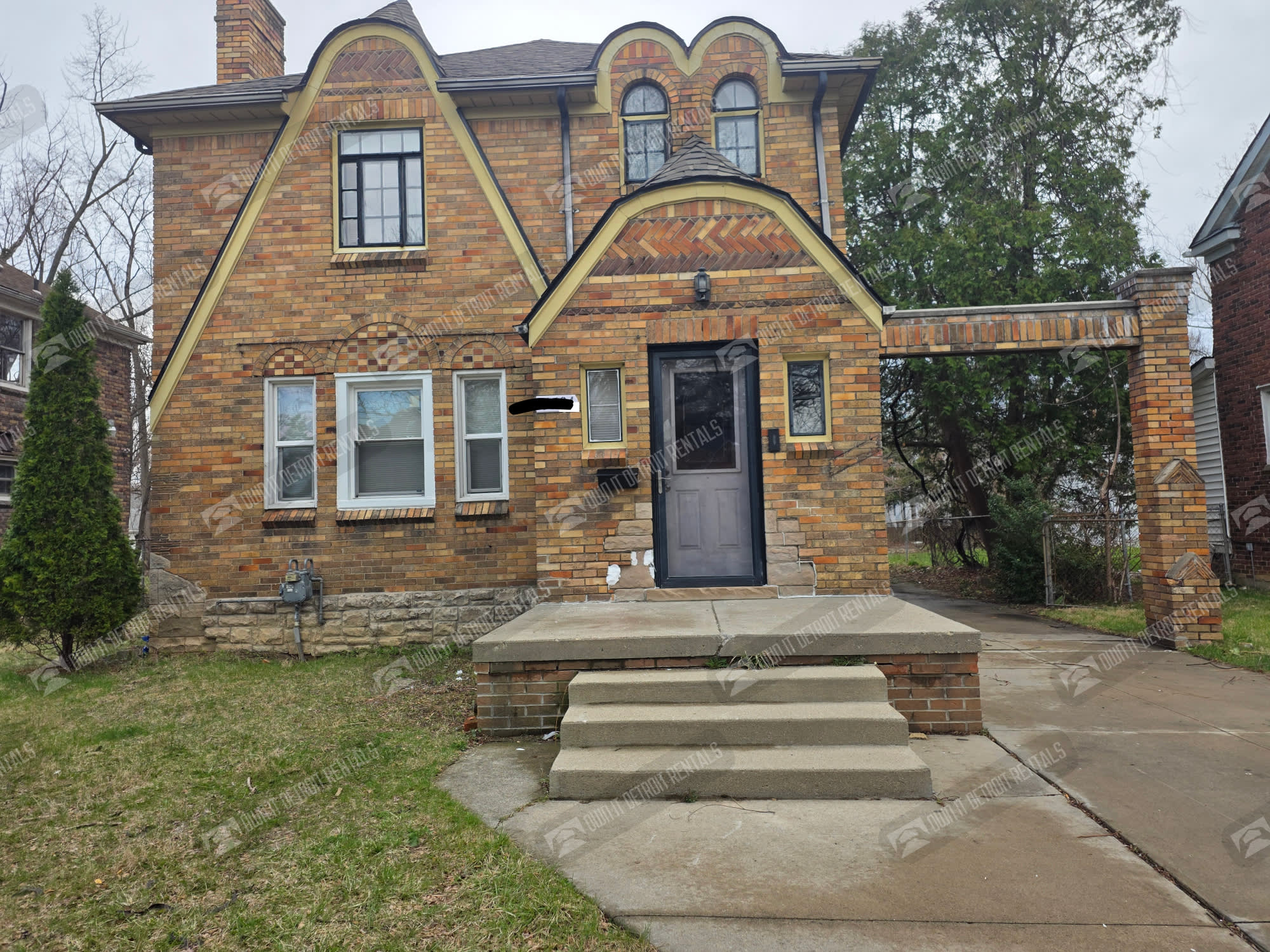 15524 Winthrop St – photo 1