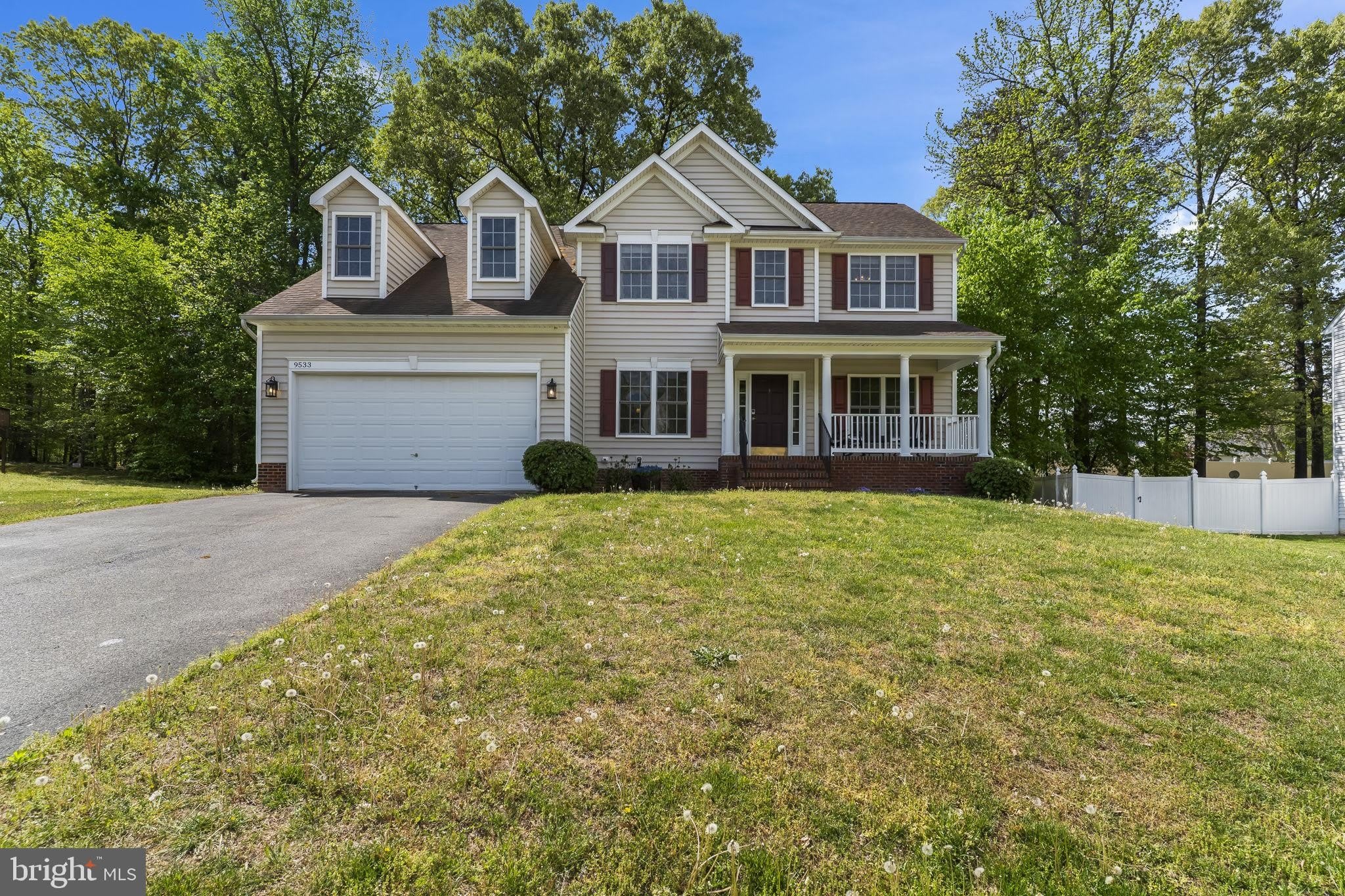 9533 BARBARAS Way – photo 1 of 43