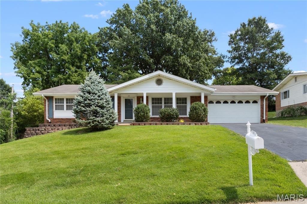 24 Forest Crest Drive – photo 1 of 18