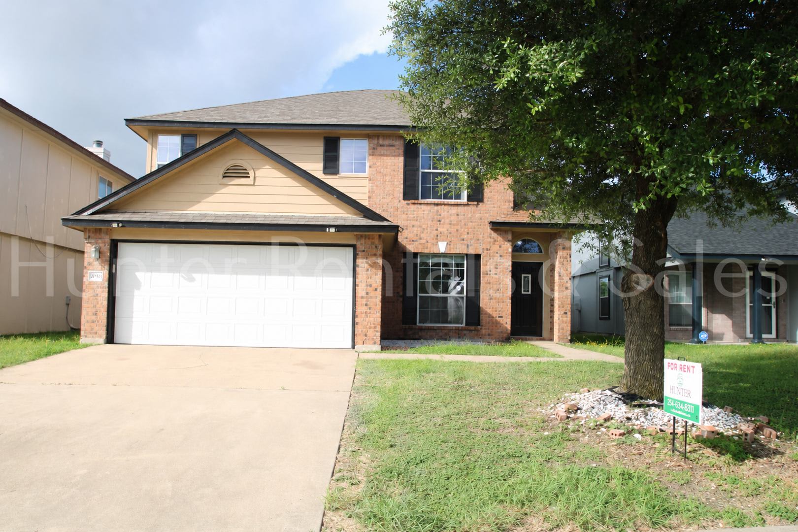 Spacious Home In The Bridgewood Community – photo 1