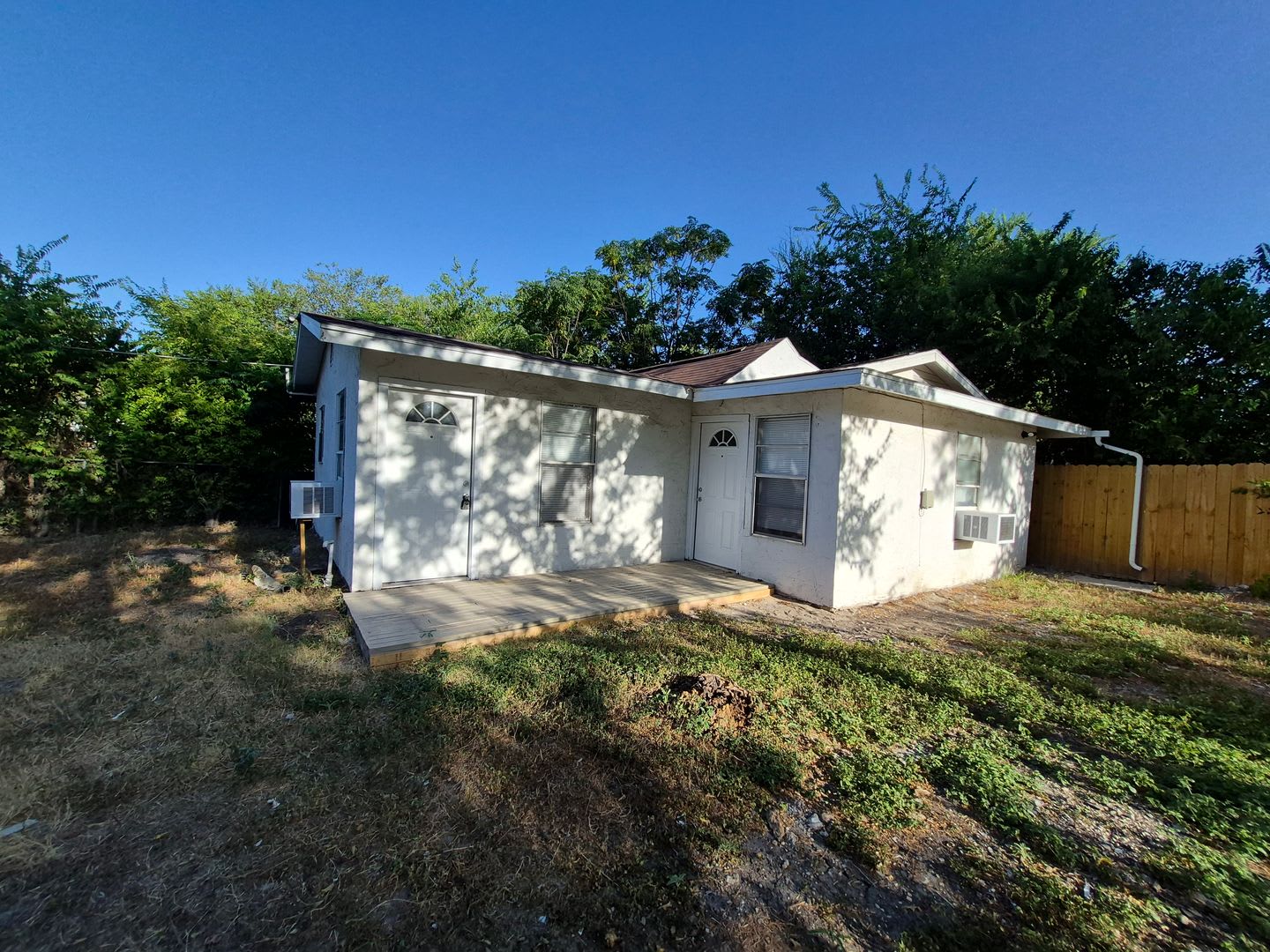3723 W. Martin St., San Antonio, TX. 78207 – photo 1