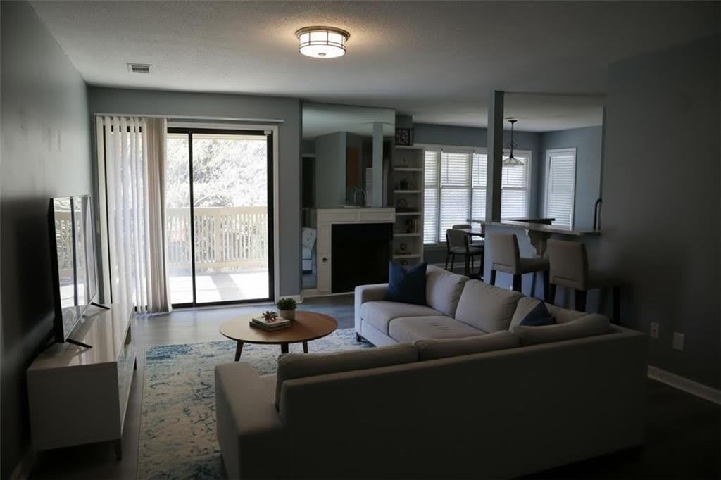 1103 Garden Court – photo 1