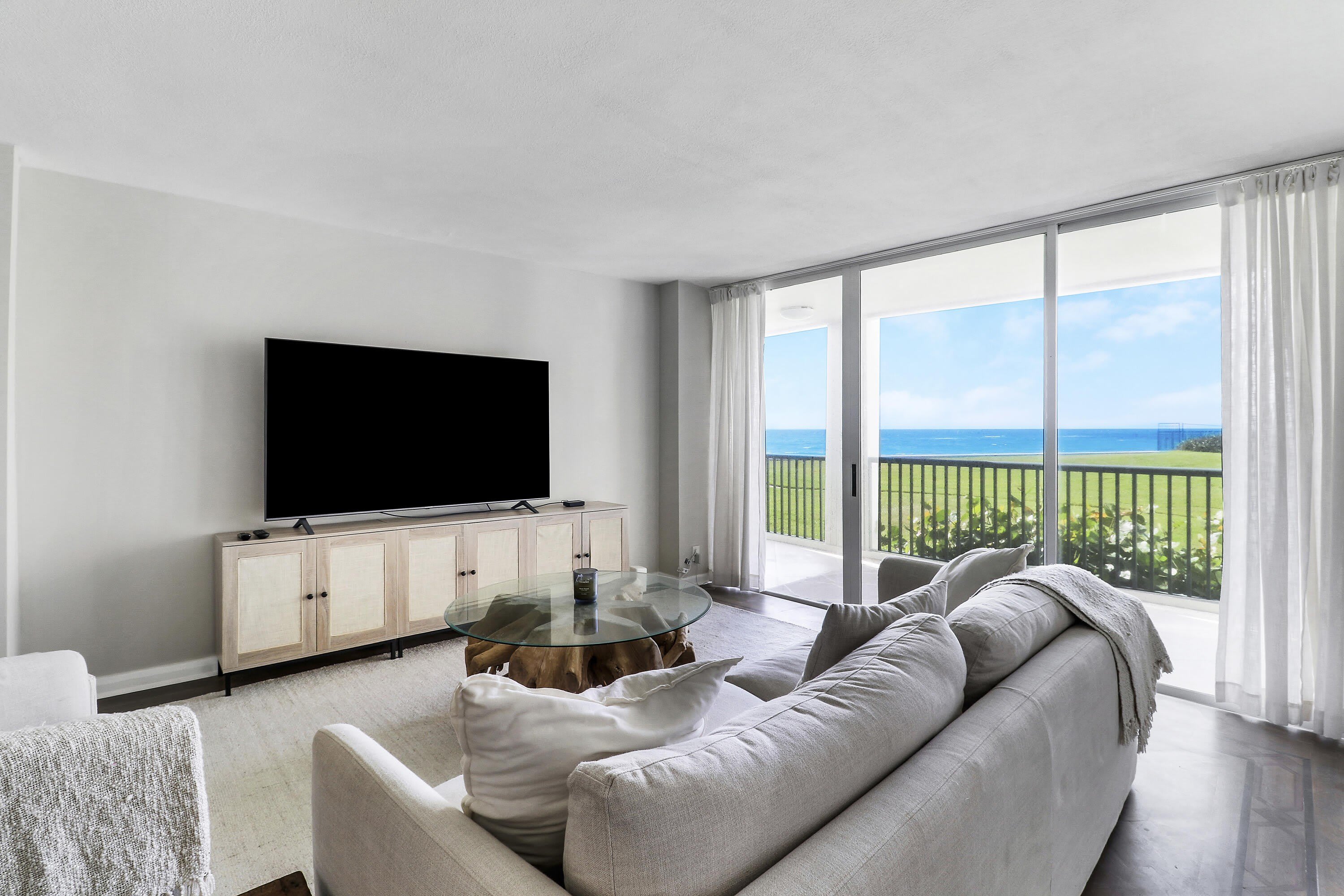 5400 N Ocean Drive – photo 1