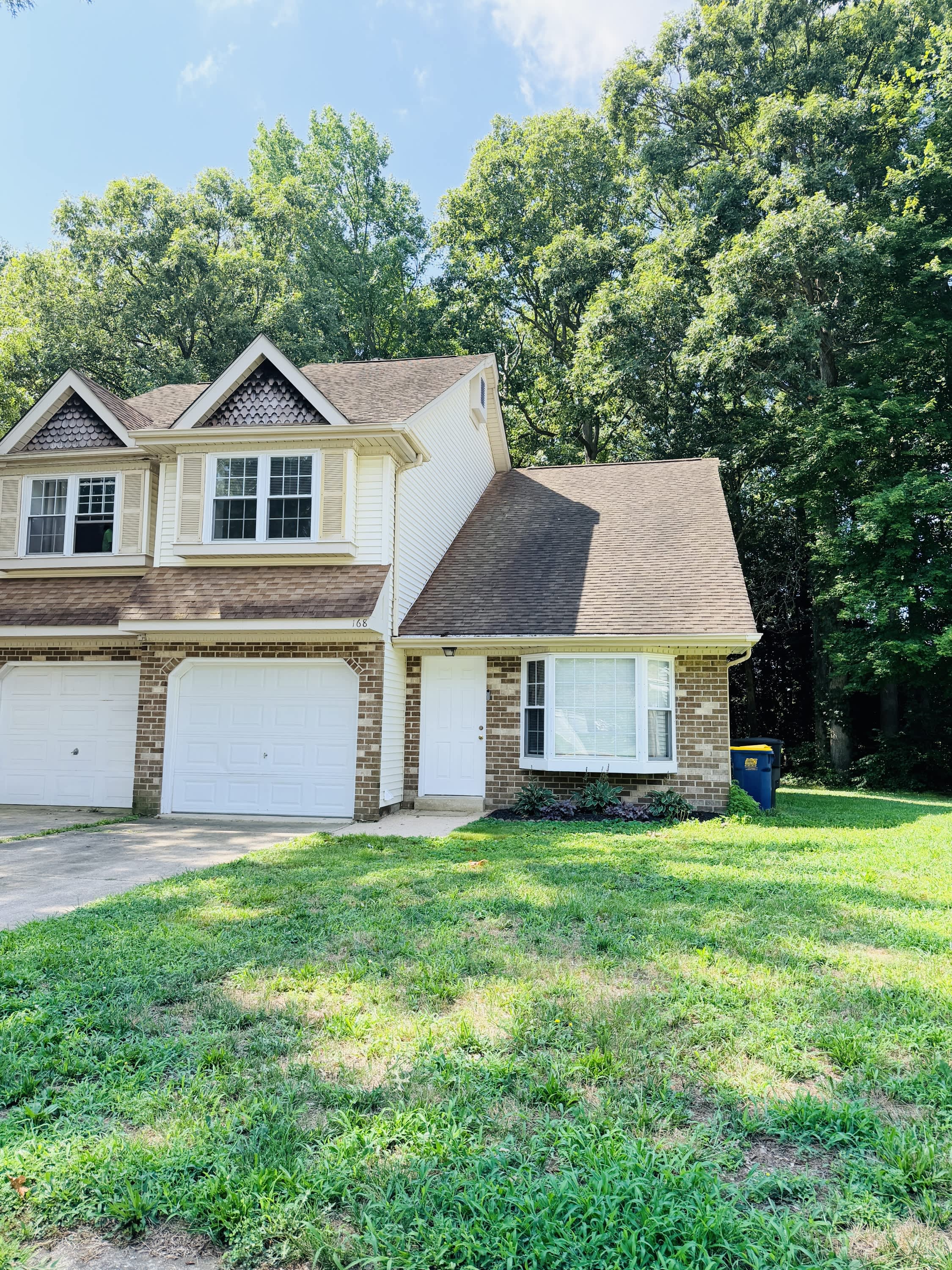 168 Stoney Drive – photo 1