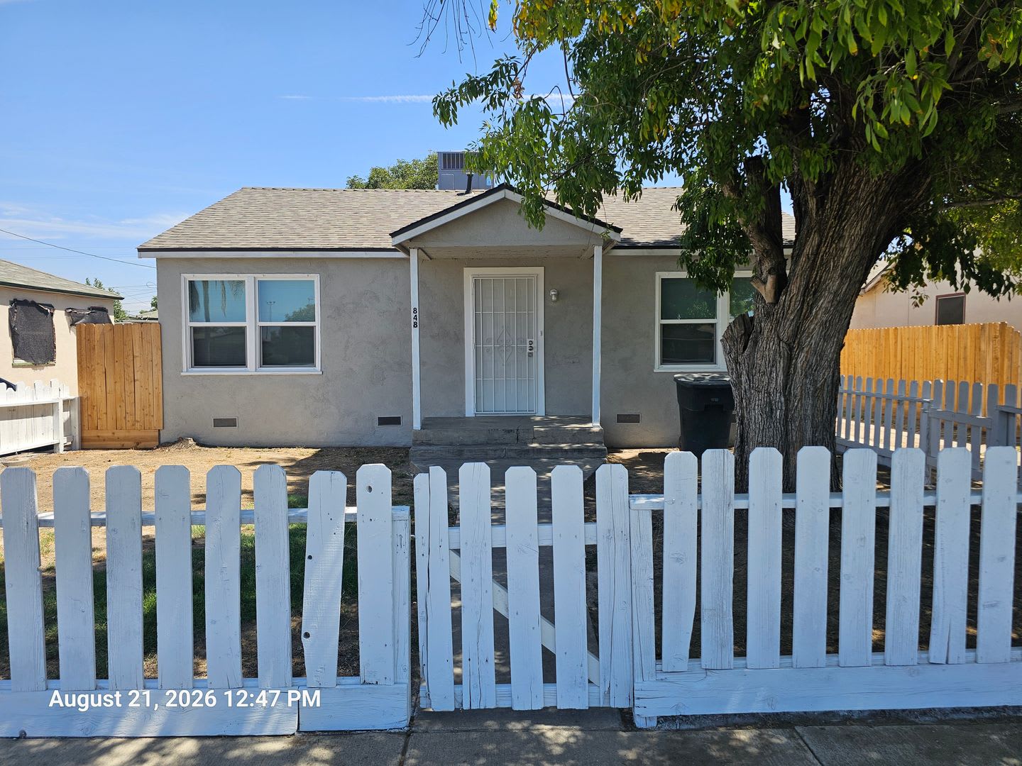 848 North "E" Street – photo 1 of 7