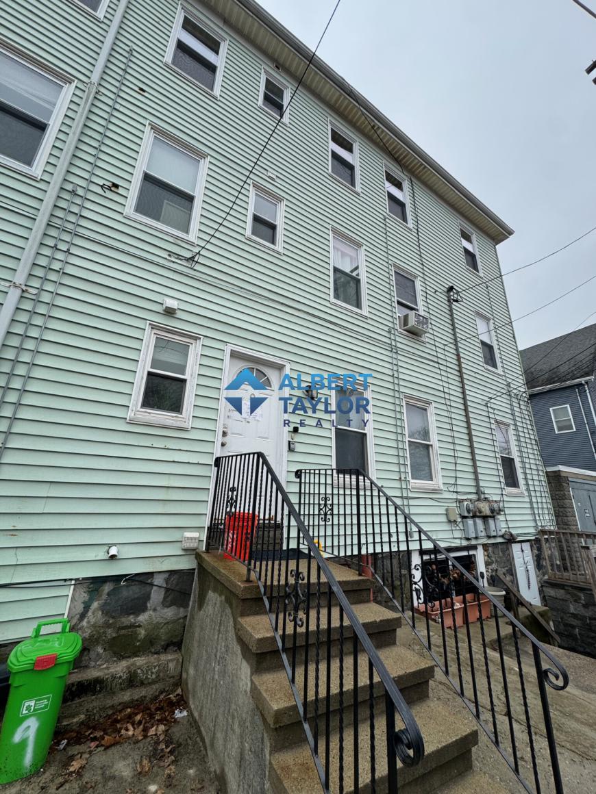 9 Medford St – photo 1