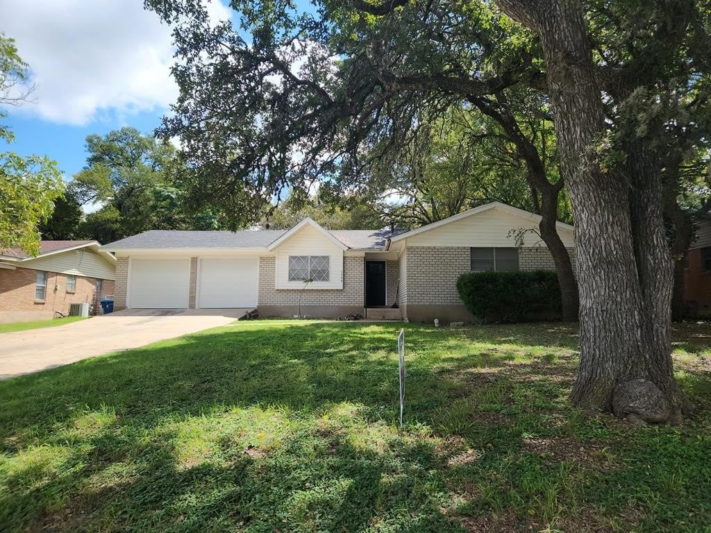 1006 Nancy Beth Dr – photo 1 of 26