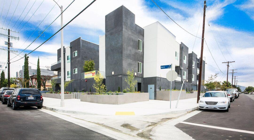 6302 Beck Ave – photo 1