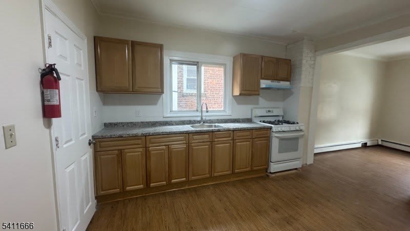 205 Parker Ave – photo 1 of 5
