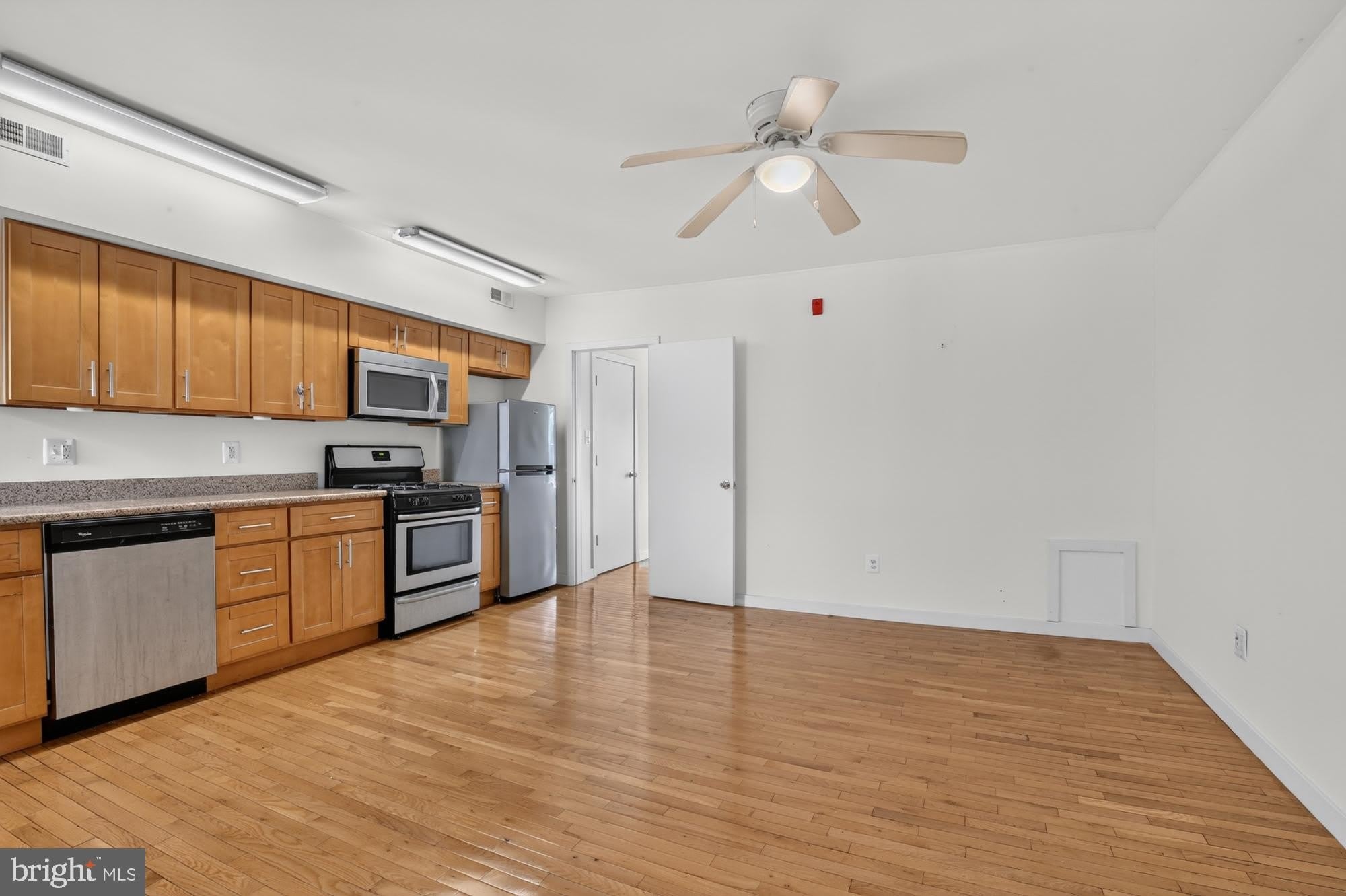 4307 LOCUST Street – photo 1