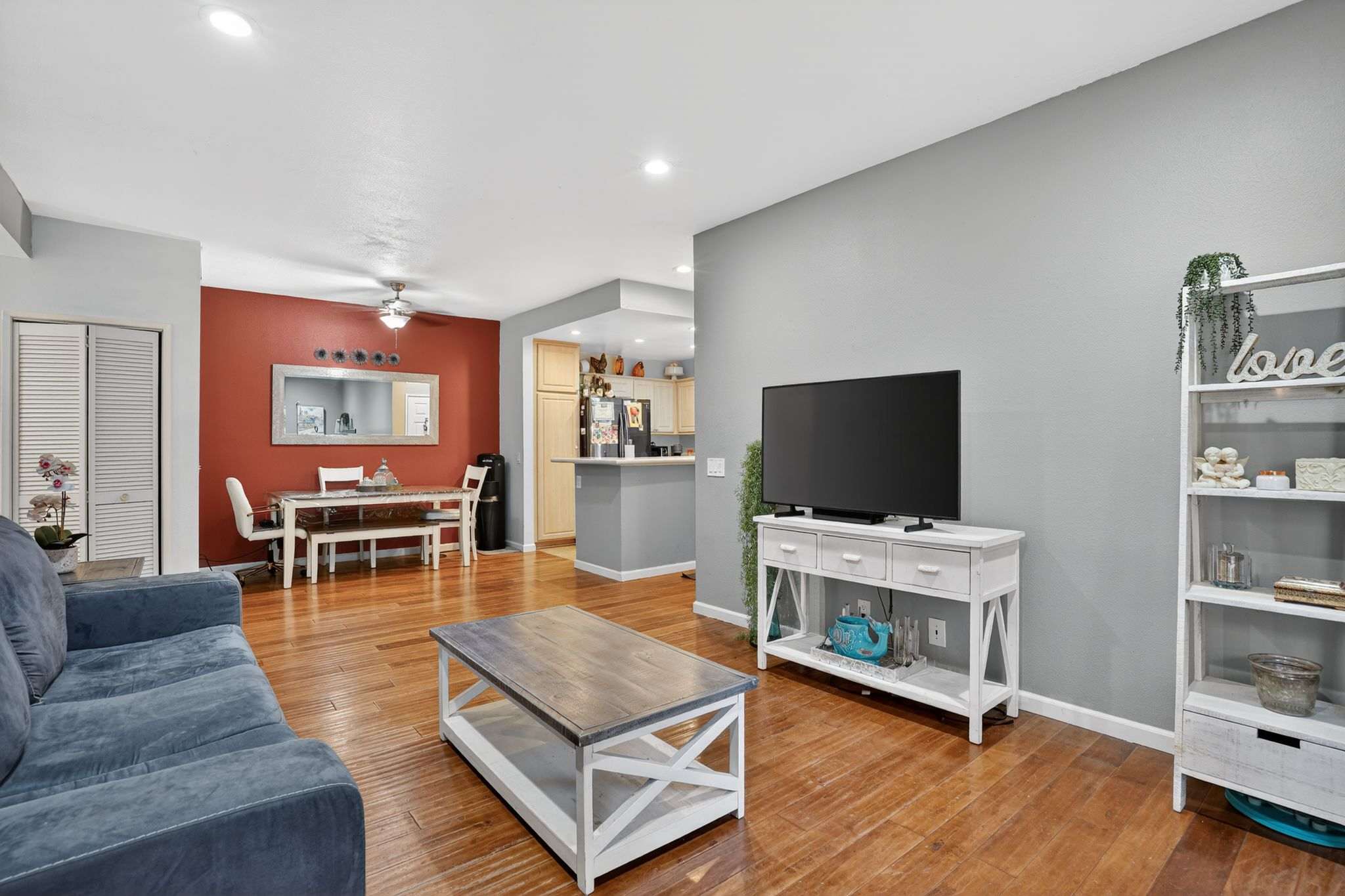 2381 Archwood Lane – photo 1