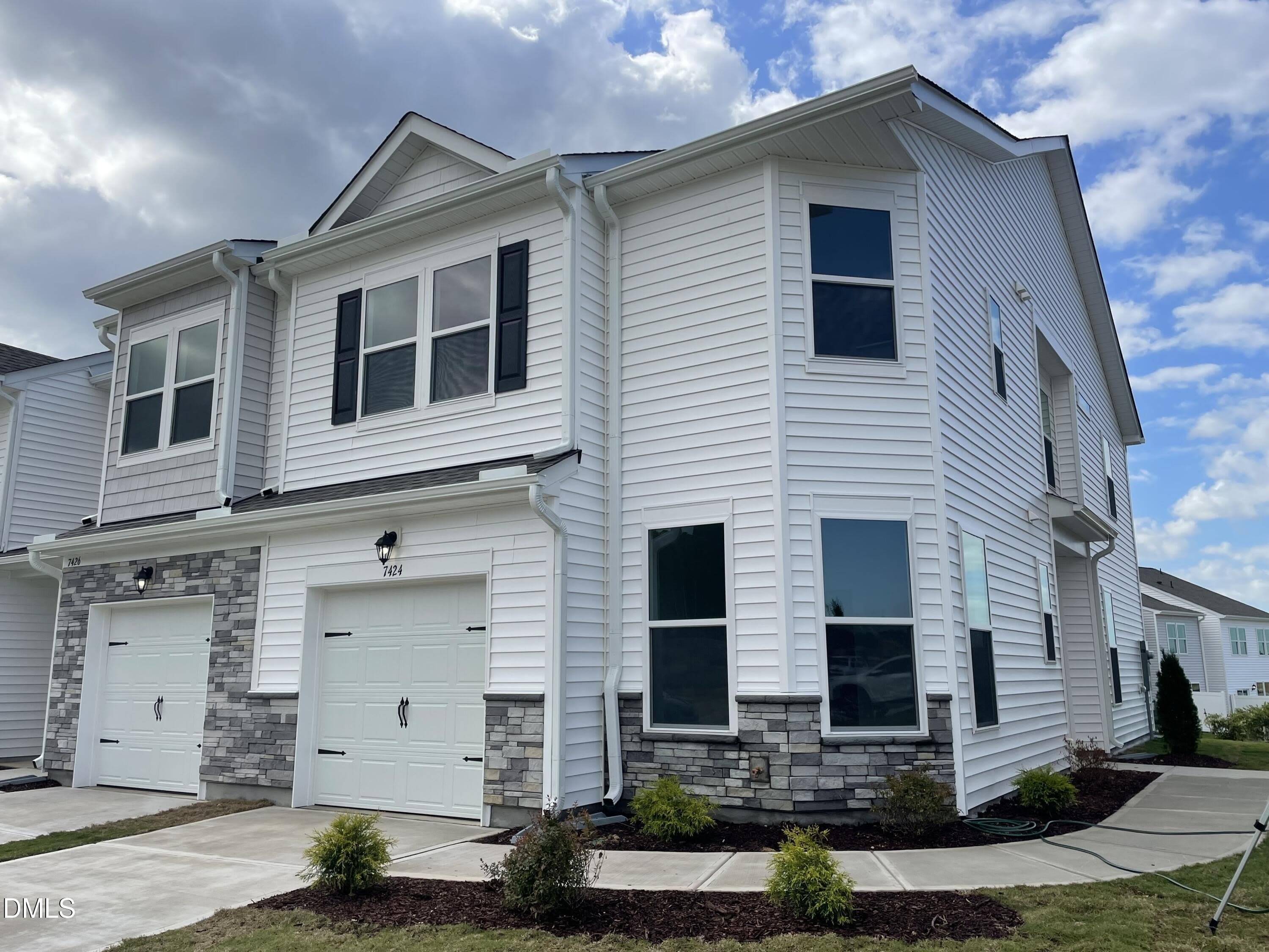 7424 Bourbon Briar Drive – photo 1 of 34