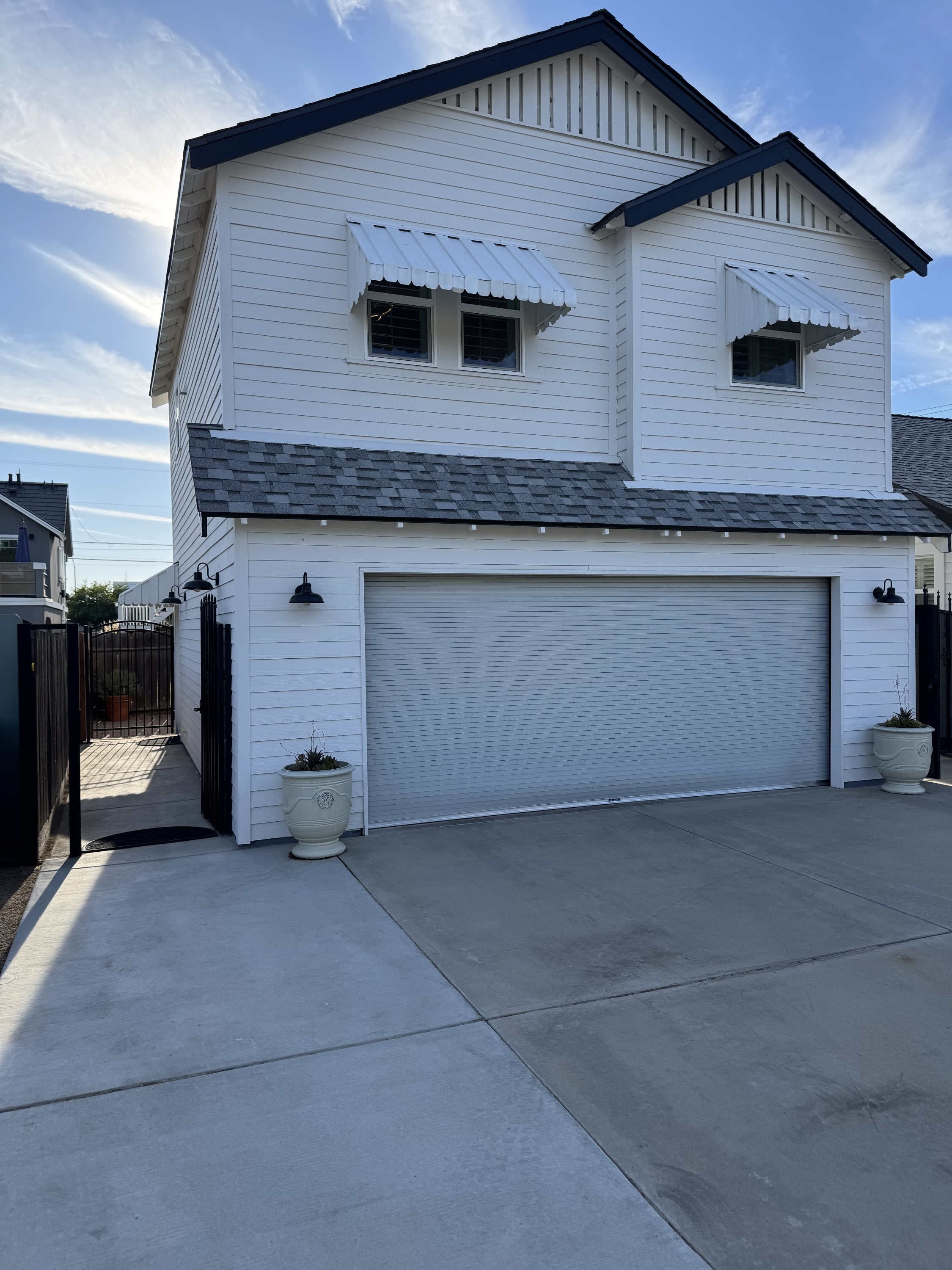 848 3rd St B – photo 1