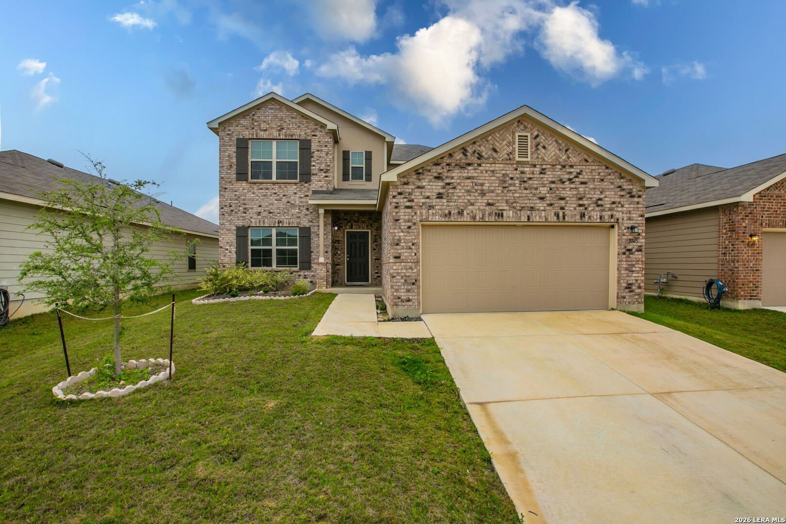 7045 Vista Loop – photo 1 of 176