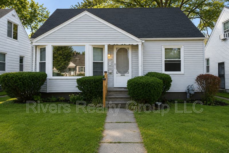 18421 Shaftsbury Avenue – photo 1