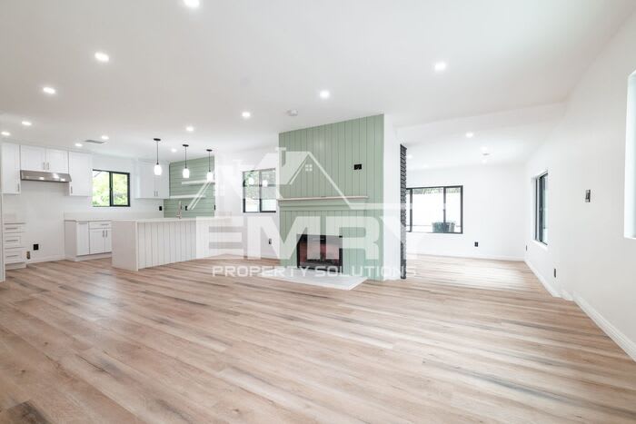 9135 Arrington Avenue – photo 1