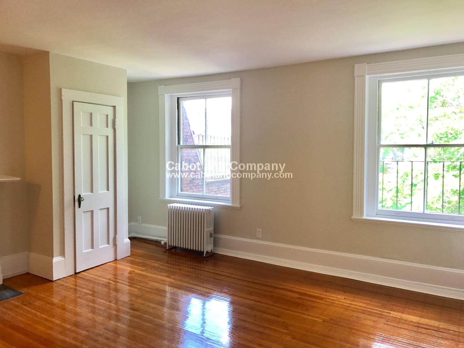 81 Mt Vernon St – photo 1