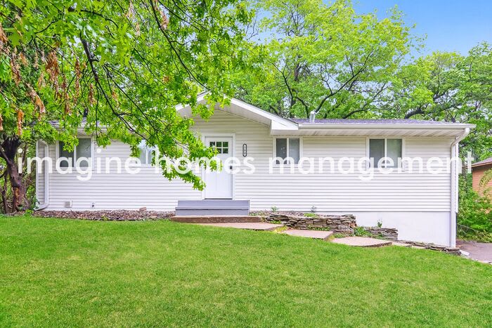 100 Crystal Lake Road West – photo 1 of 209