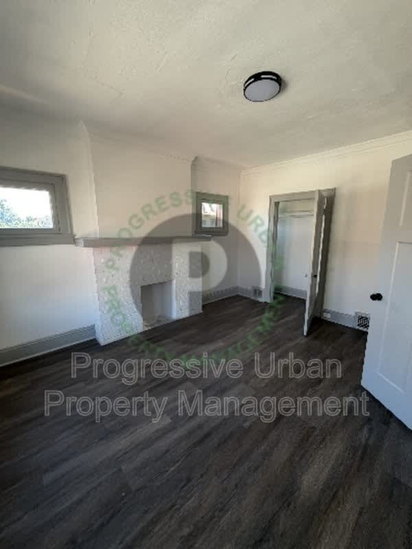 2002 Chesterland Avenue – photo 1