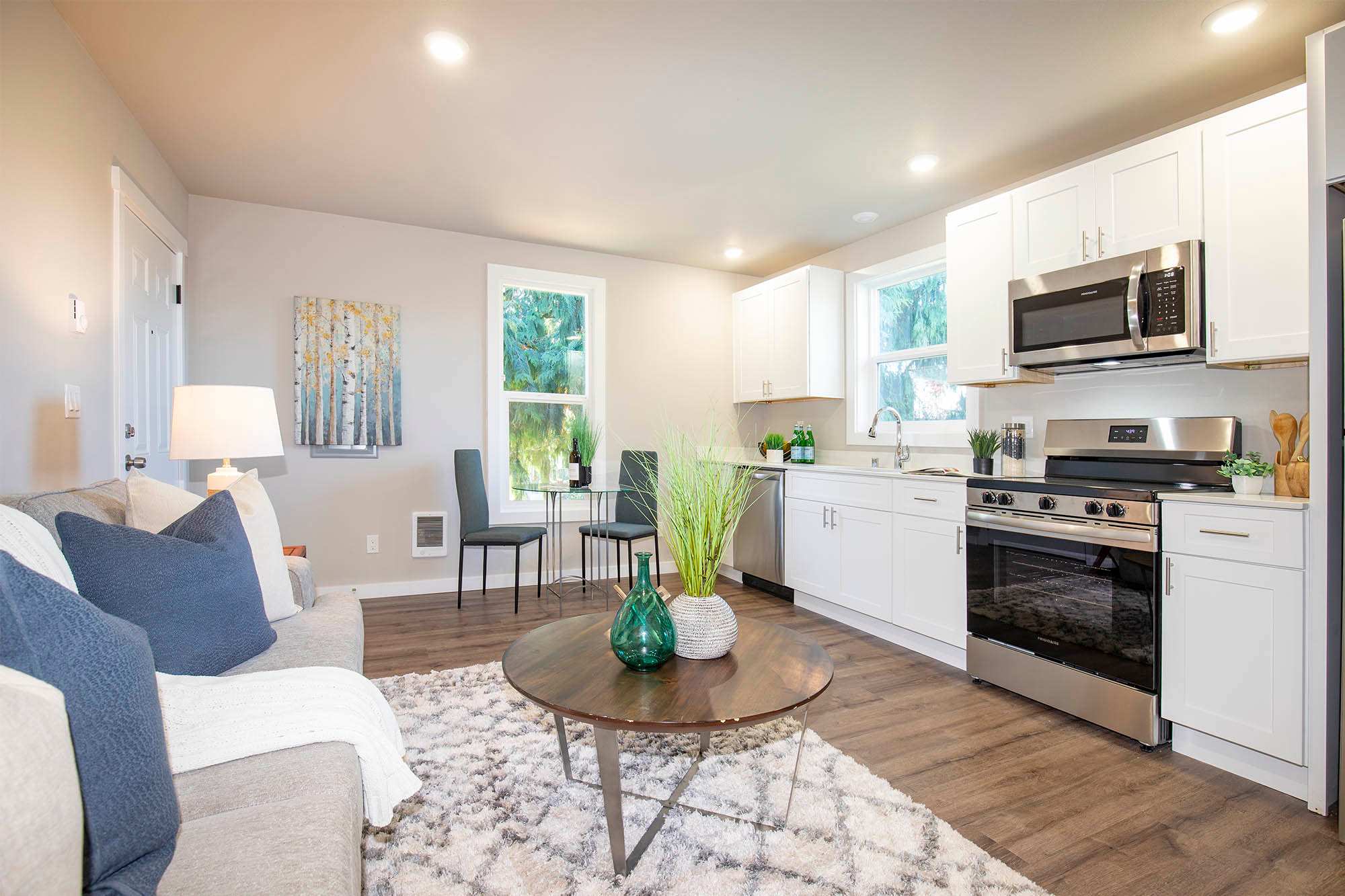 705 4th Avenue Southwest – photo 1