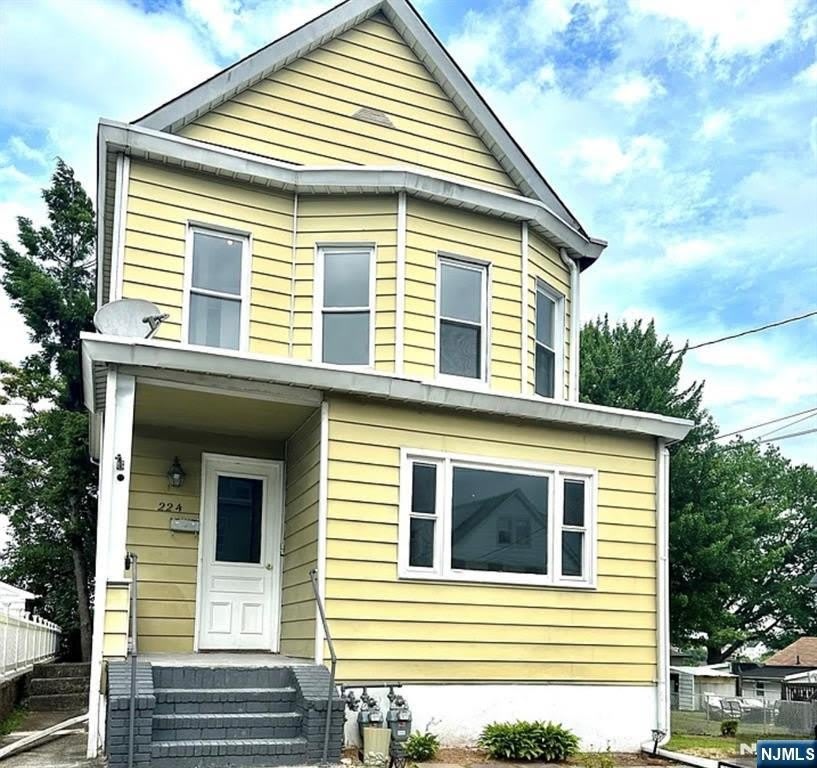 224 Pierre Avenue – photo 1 of 12