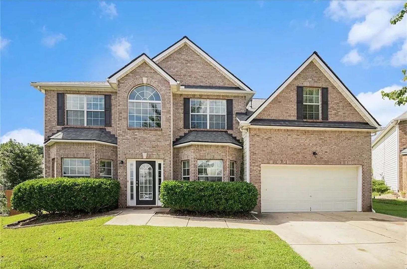Room in 5 Bedroom Home in Dallas GA – photo 1 of 16