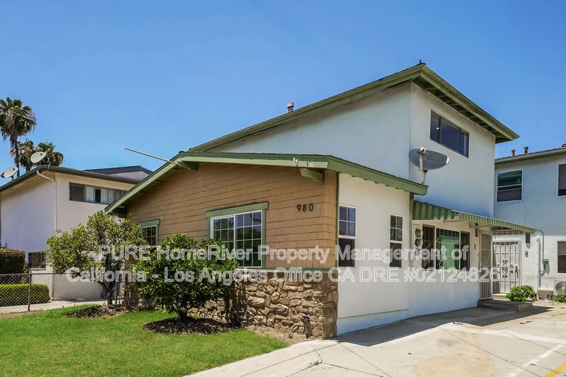 980 W Battery St – photo 1