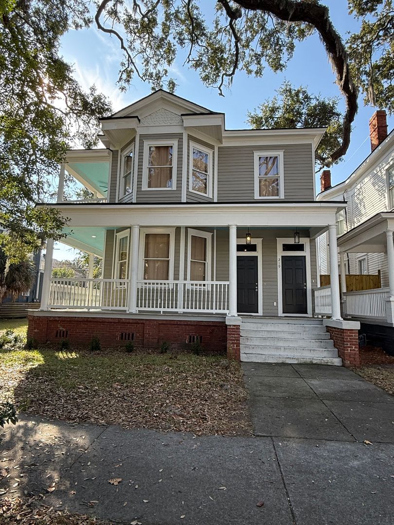 MOVE IN READY – photo 1