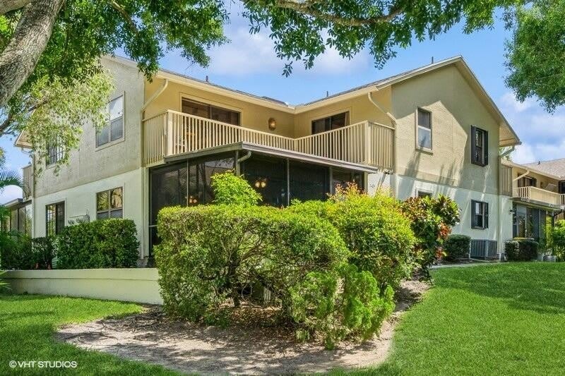 7485 SE Jamestown Terrace – photo 1