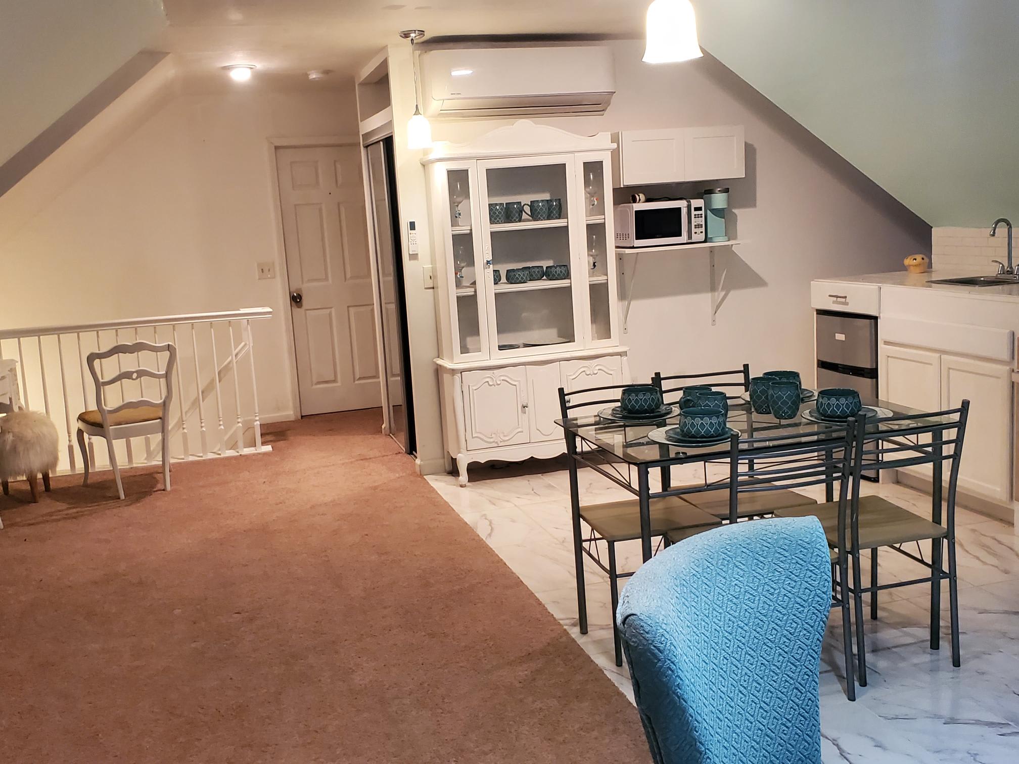 25 Wales Rd – photo 1 of 10