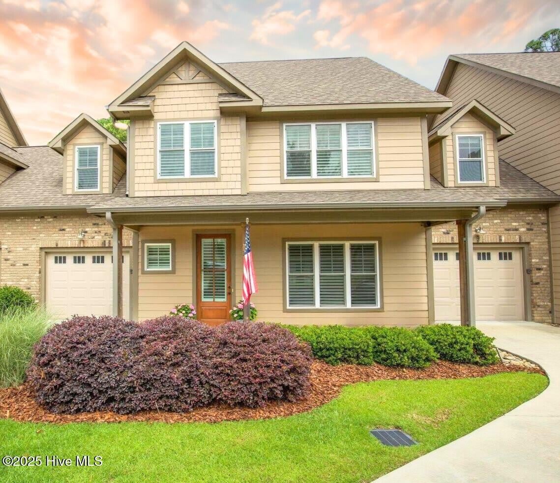 129 Pinebranch Court – photo 1 of 201