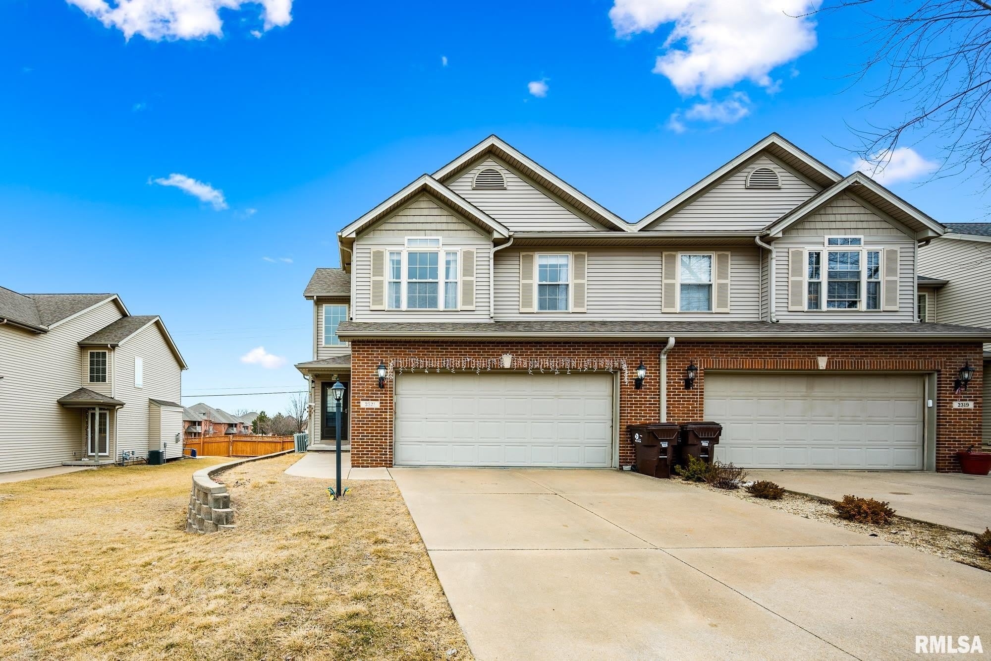 2321 W KENFIELD Court – photo 1 of 33
