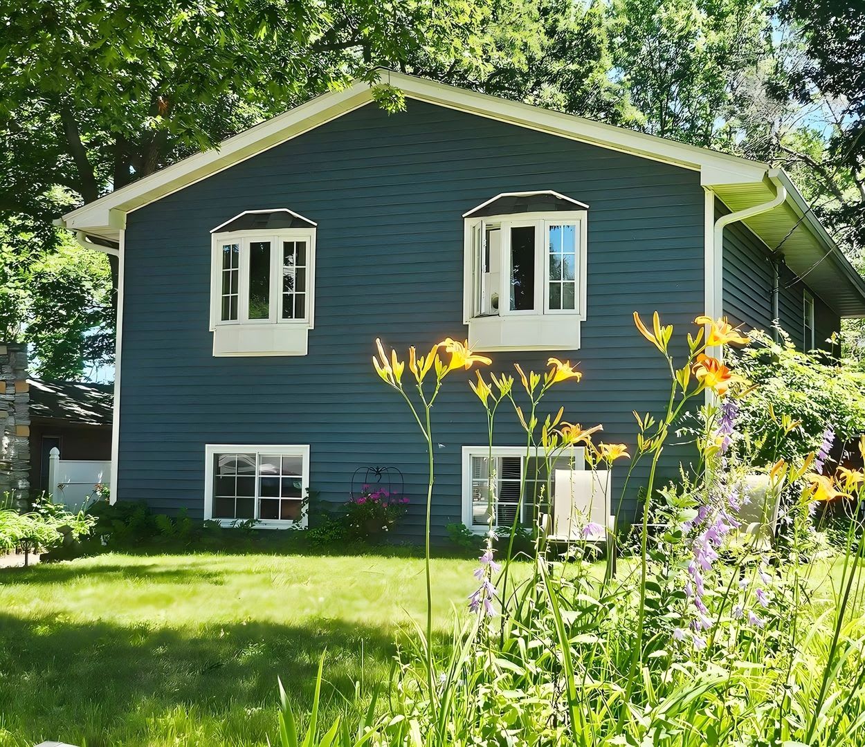 Charming 3Bed 2Bath Home In White Bear Lake – photo 1 of 197