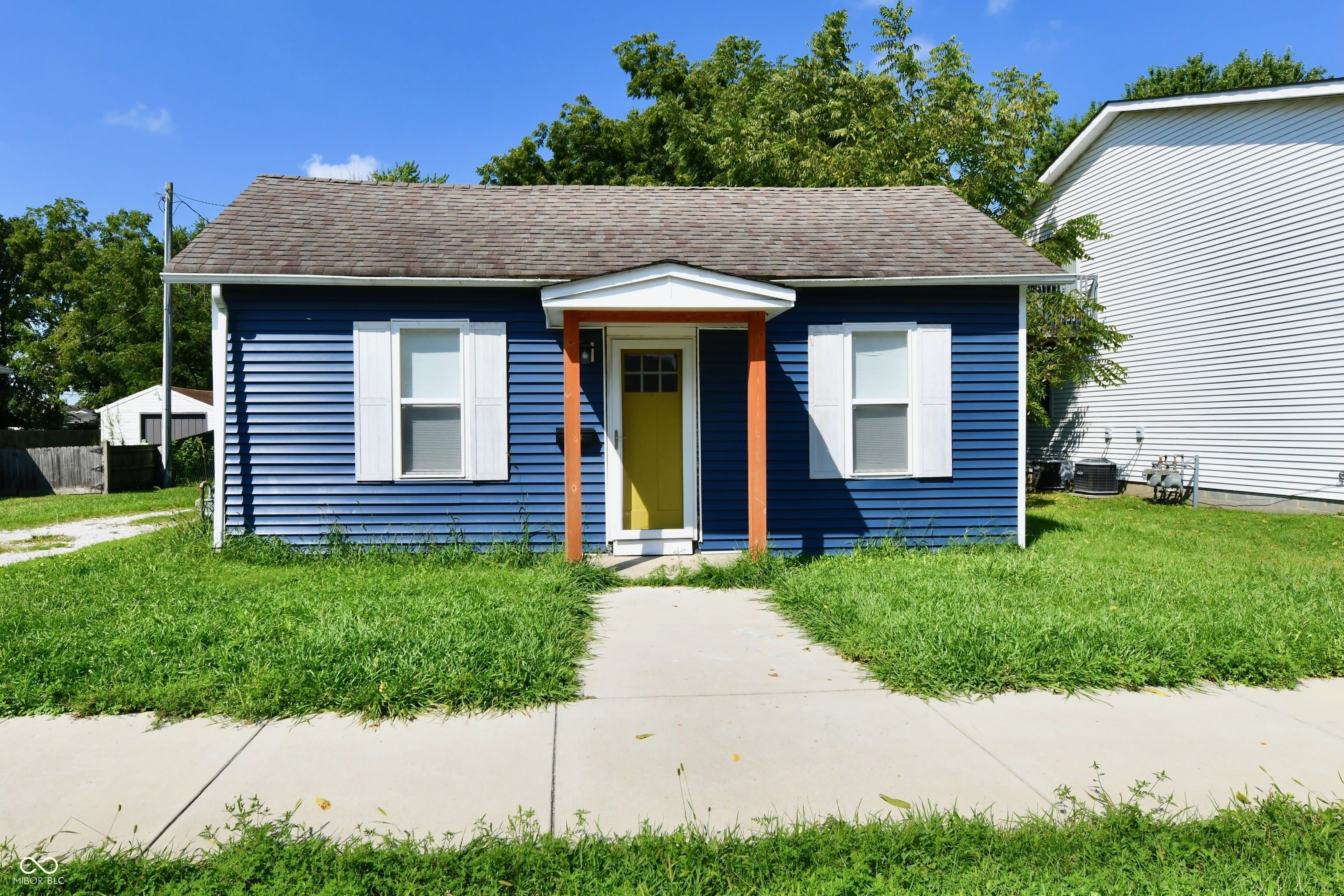 218 N Jefferson Street – photo 1 of 21