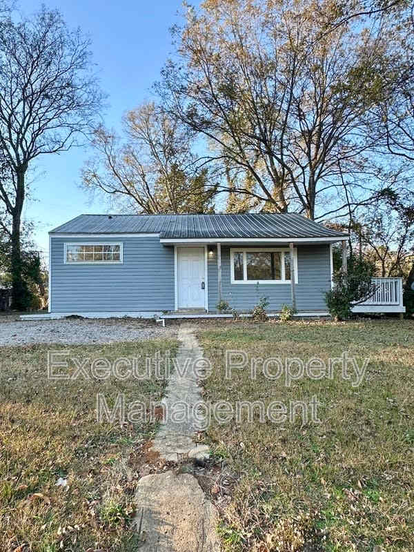 1376 Creel Court