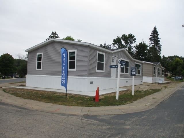 7255 W 126Th Street – photo 1 of 312